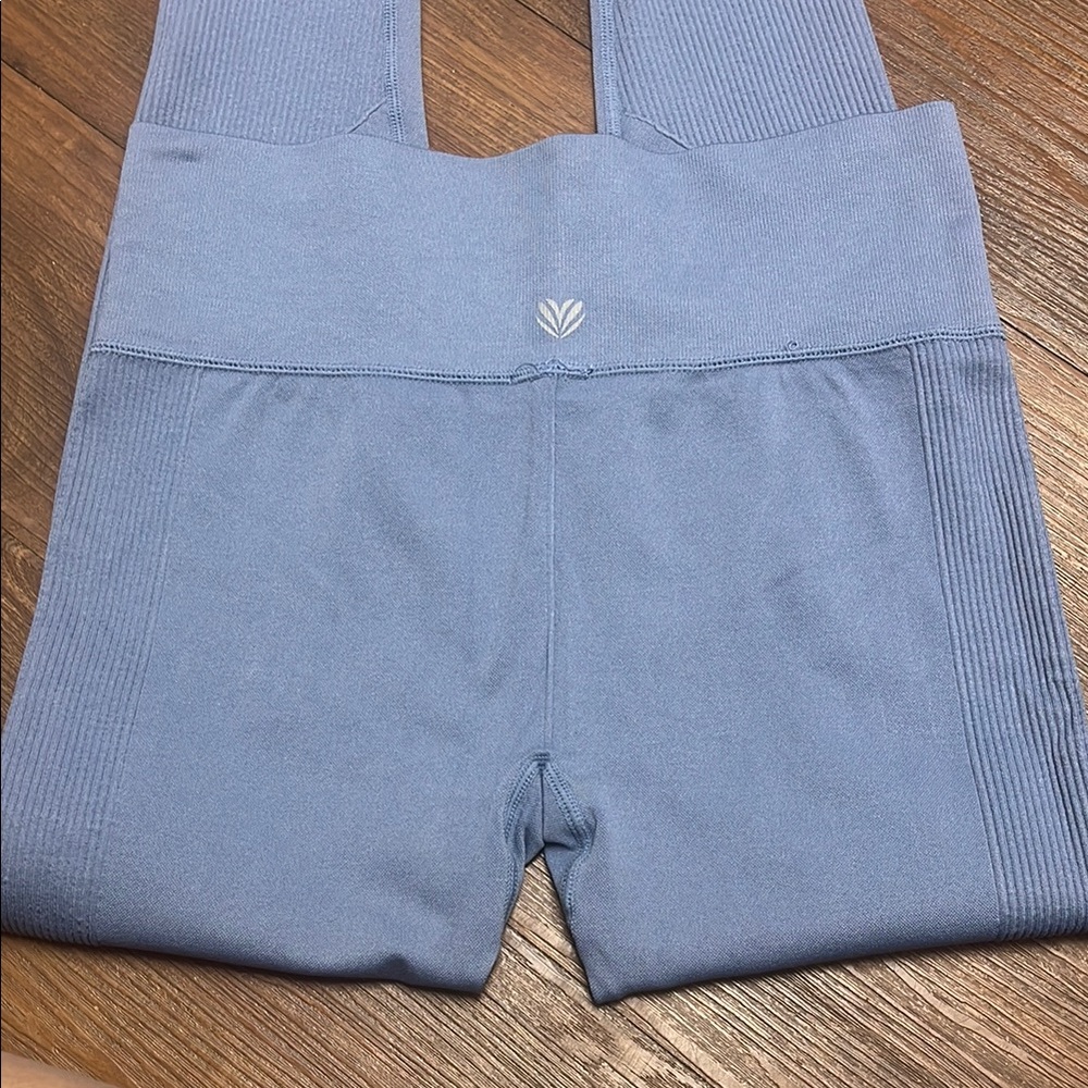 Forever 21 Light Blue Ribbed Leggings - Picture 3 of 3